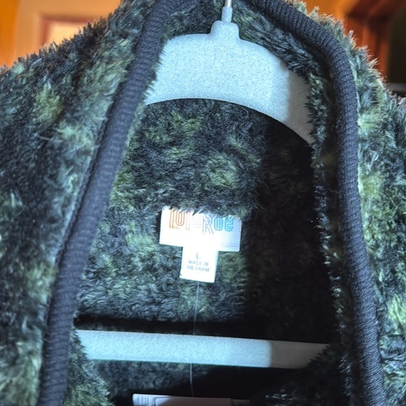 NWT LuLaRoe Nancy Half Zip Pullover SO SOFT Green Black Size Large - Picture 6 of 11